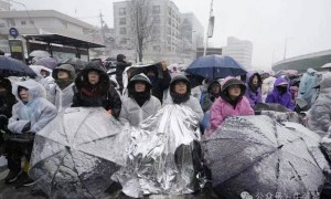 牛弹琴：1月5日深夜，韩国来了位特殊客人